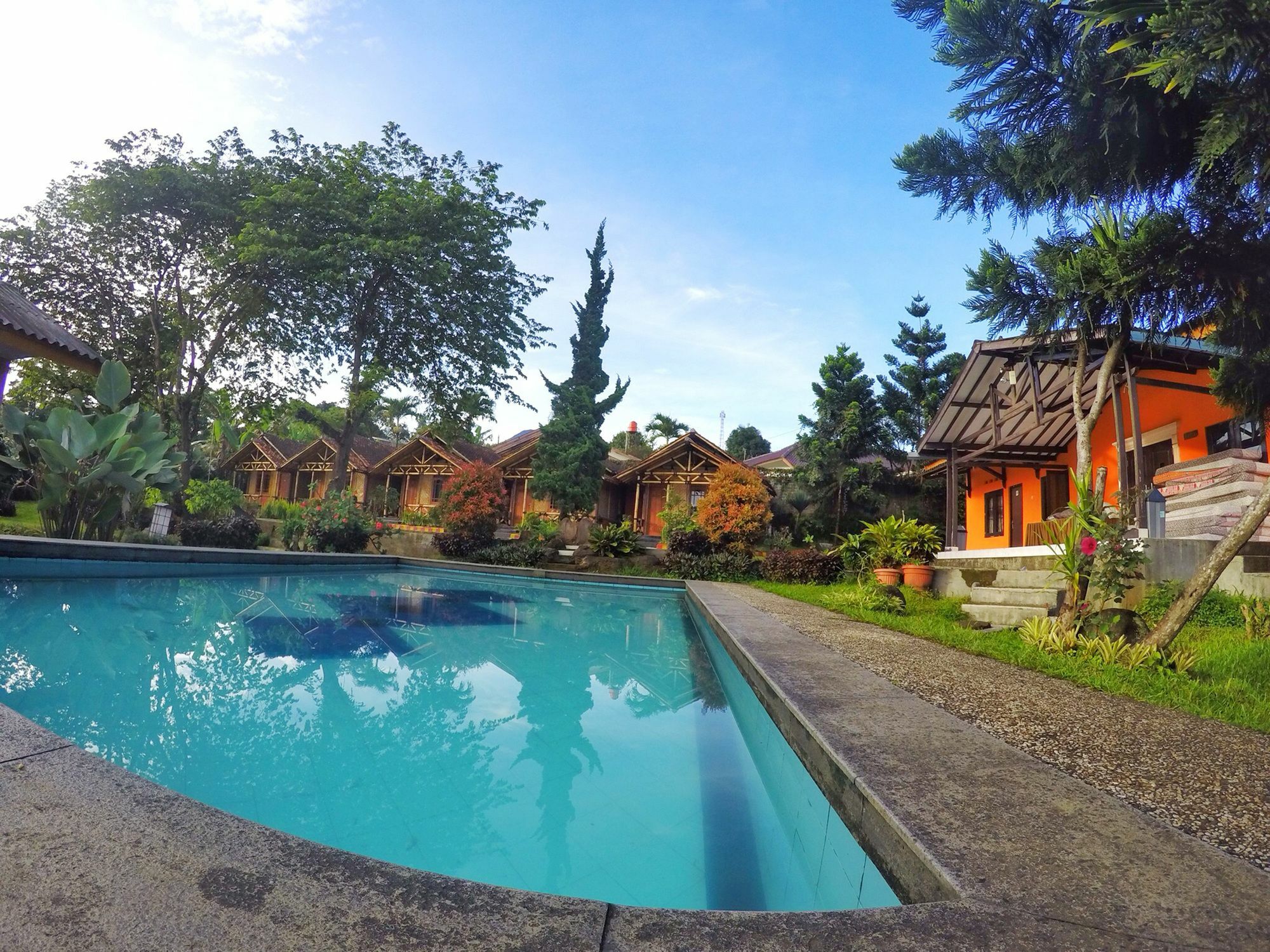 Grand Pesona Ksatria By Issota Hotel ชิปานาส ภายนอก รูปภาพ